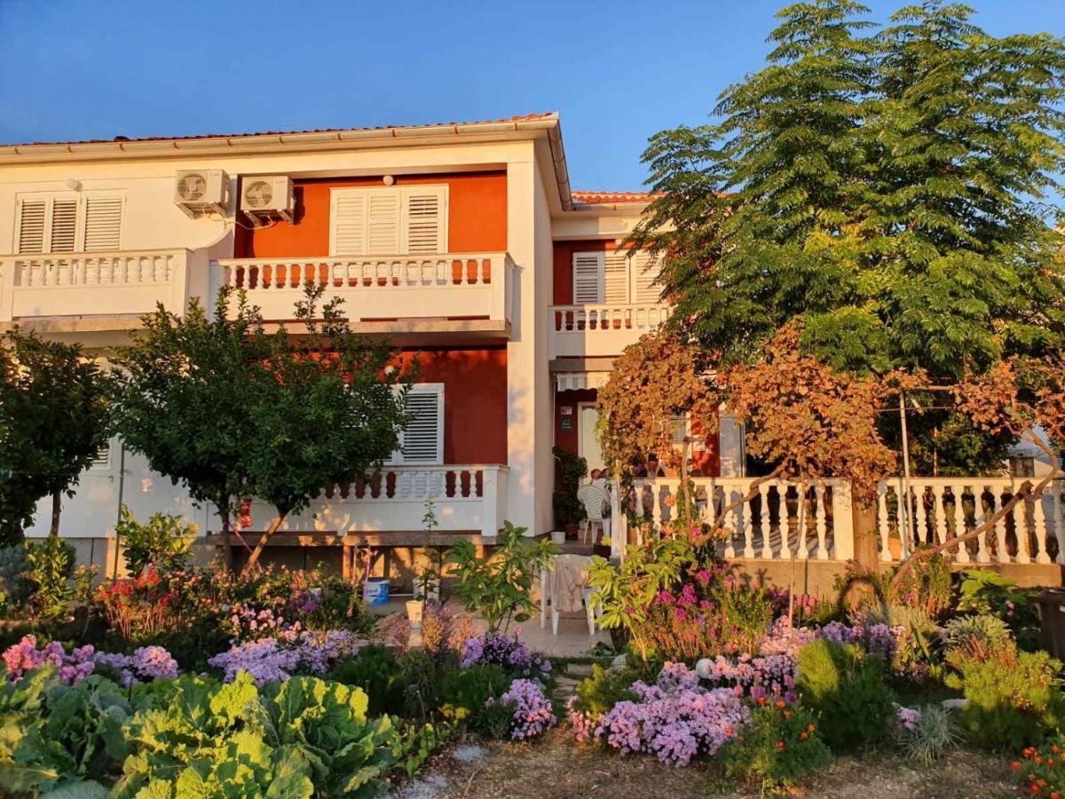 Apartment Nika Banjol Exterior photo