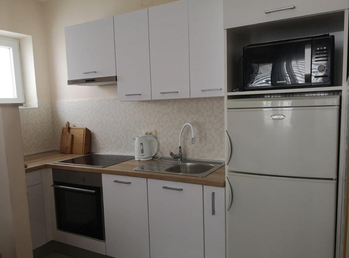 Apartment Nika Banjol Exterior photo